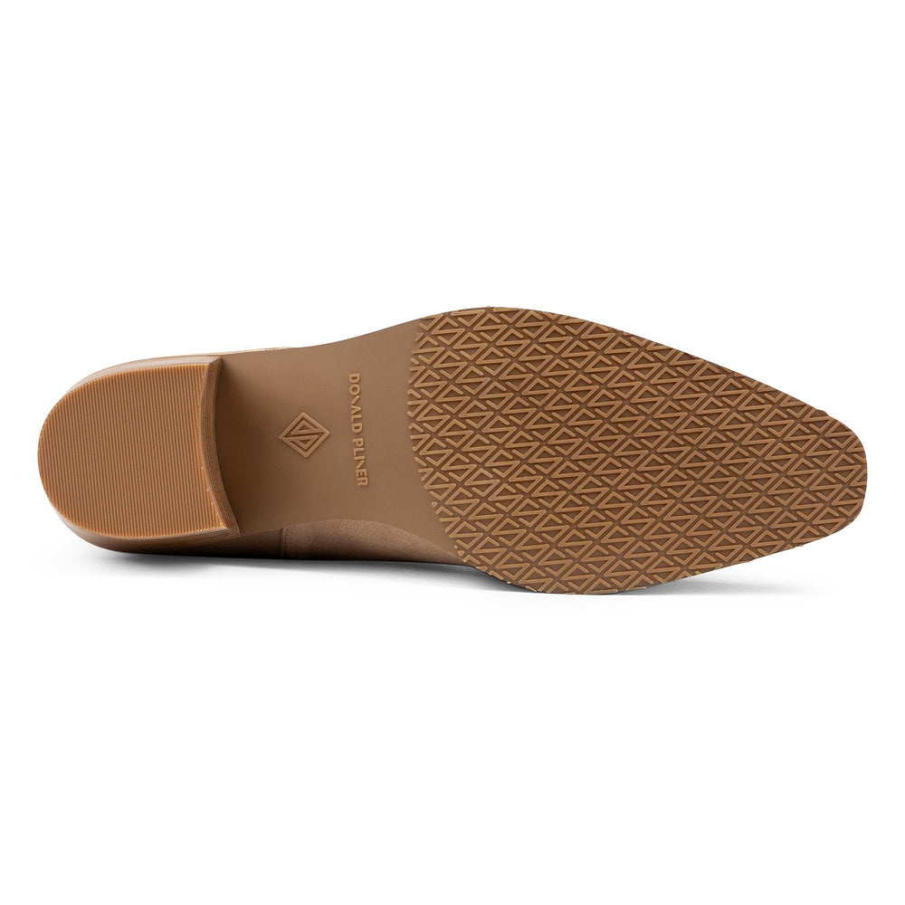 BANKS | Women Donald Pliner Shoes Sand
