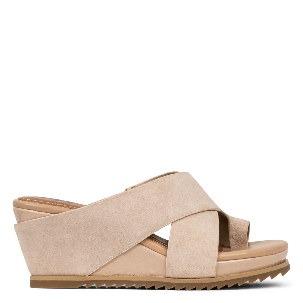 SISU | Women Donald Pliner Shoes Sand